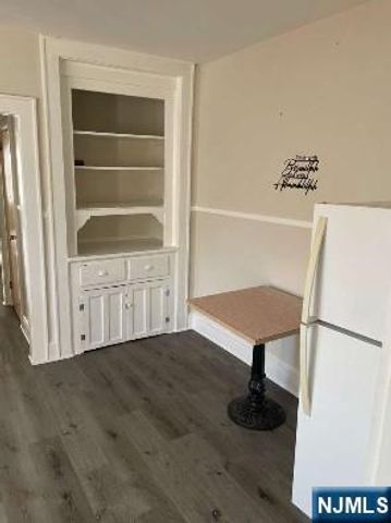 98-100 Windsor Street 2R, Kearny, NJ 07032