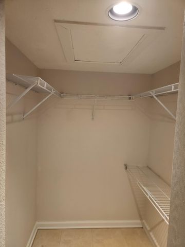 271 SW Palm Dr Apt 306, Port St Lucie, FL 34986