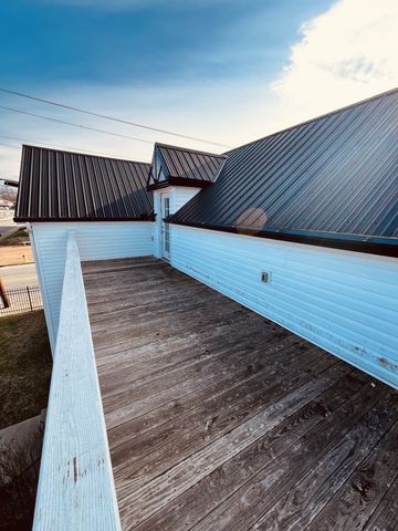 748 Main St, Clarksville, TN 37040
