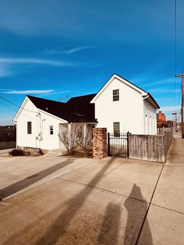 748 Main St, Clarksville, TN 37040