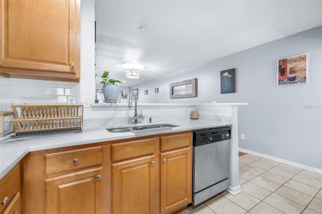613 WHEATON TRENT PLACE, Tampa, FL 33619