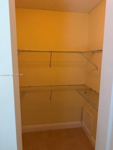 1249 SW 46th Ave 1401, Pompano Beach, FL 33069