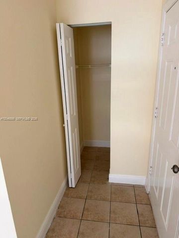 1249 SW 46th Ave 1401, Pompano Beach, FL 33069