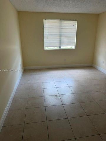 1249 SW 46th Ave 1401, Pompano Beach, FL 33069