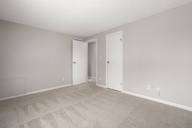 3655 Dinsmore Castle Drive, Columbus, OH 43221