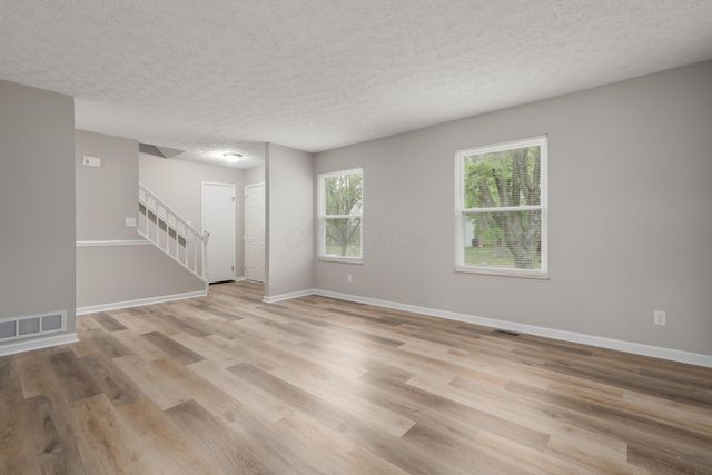 3655 Dinsmore Castle Drive, Columbus, OH 43221