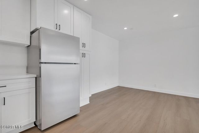 605 Warwick Avenue 629-1, Thousand Oaks, CA 91360