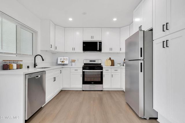 605 Warwick Avenue 629-1, Thousand Oaks, CA 91360