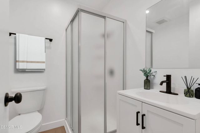 605 Warwick Avenue 629-1, Thousand Oaks, CA 91360