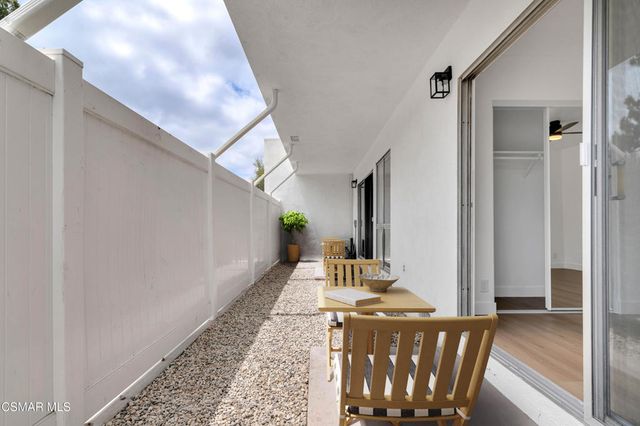 605 Warwick Avenue 629-1, Thousand Oaks, CA 91360