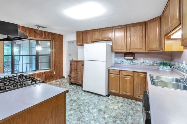 210 Whispering Pines Trail, Minden, LA 71055