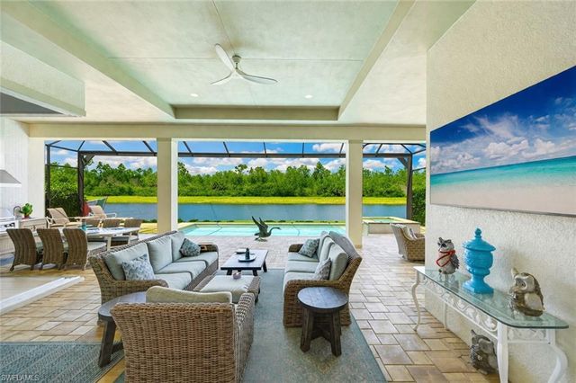 14338 Laguna Springs LN, Naples, FL 34114