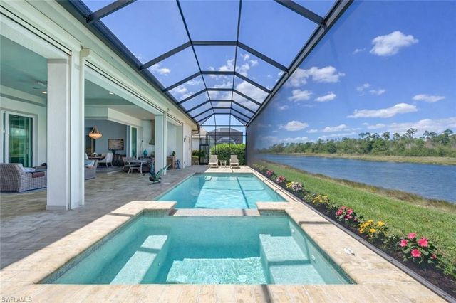 14338 Laguna Springs LN, Naples, FL 34114
