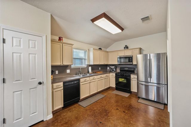 21554 Olympic Forest Drive, Porter, TX 77365
