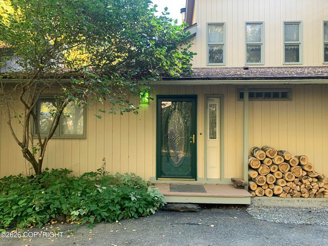 620 E Susitna Drive, Wasilla, AK 99654