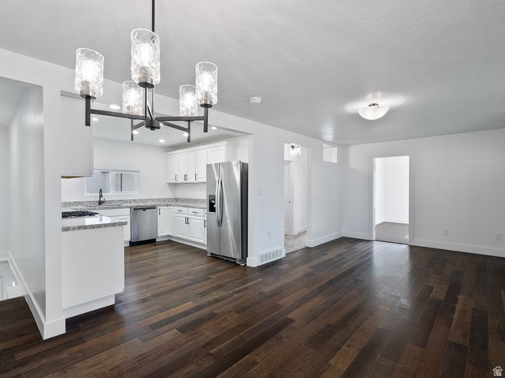 1811 SHEPARD LN, Lake Point, UT 84074 — photo 5