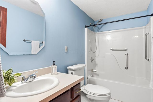 1778 Ash Meadow Court, Xenia, OH 45385