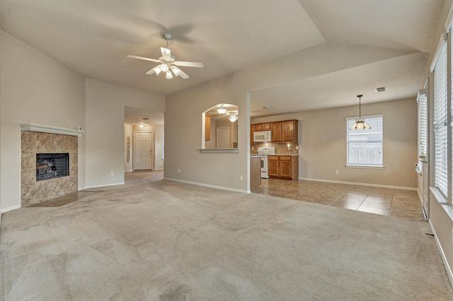 13001 Victoria Regina Drive, Montgomery, TX 77356