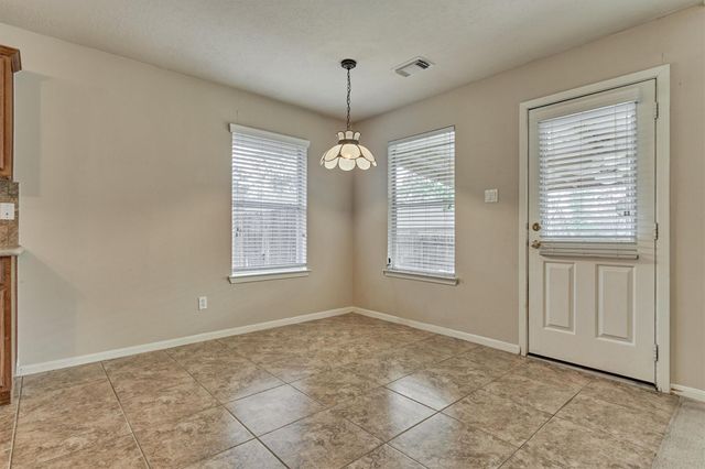 13001 Victoria Regina Drive, Montgomery, TX 77356