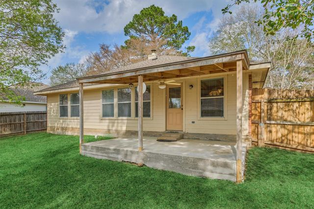 13001 Victoria Regina Drive, Montgomery, TX 77356