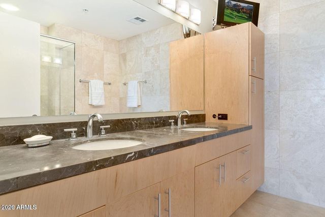 7117 E Rancho Vista Drive 5001, Scottsdale, AZ 85251