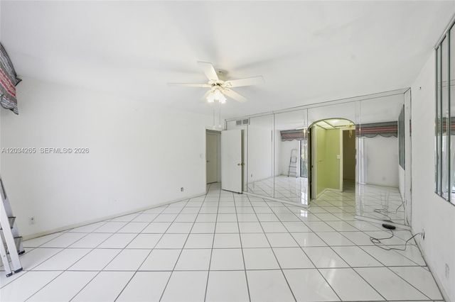 6010 S Falls Cir Drive 323, Lauderhill, FL 33319
