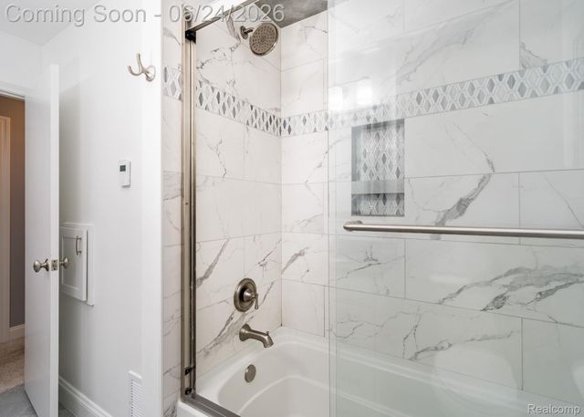 36343 Dardanella Street, Livonia, MI 48152