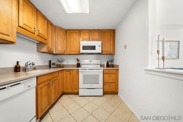 3890 Nobel Dr 408, San Diego, CA 92122