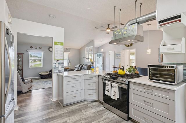 6348 HIGHLAND LAKES BOULEVARD, Leesburg, FL 34748