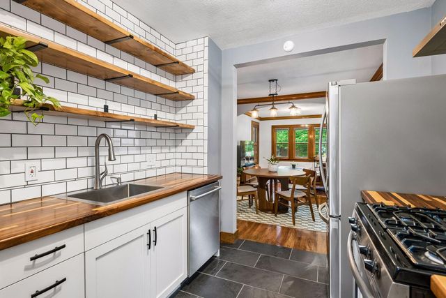 4116 46th Avenue S, Minneapolis, MN 55406
