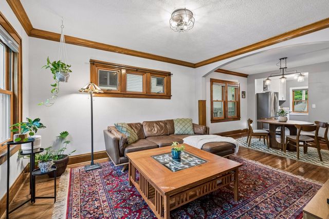 4116 46th Avenue S, Minneapolis, MN 55406