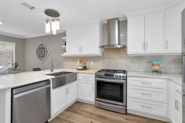 34 E Copper Sage Circle, The Woodlands, TX 77381