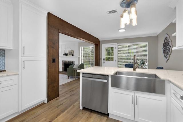 34 E Copper Sage Circle, The Woodlands, TX 77381