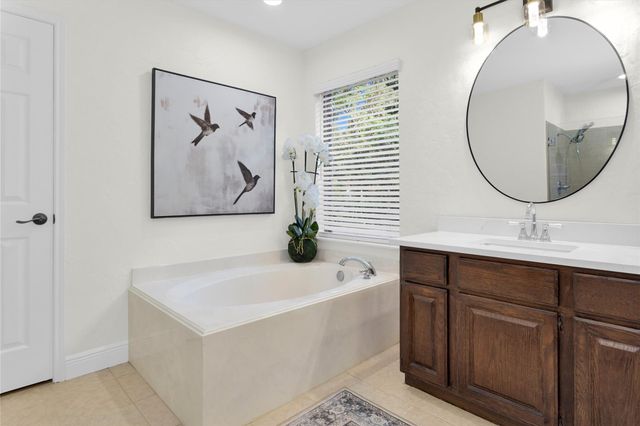 34 E Copper Sage Circle, The Woodlands, TX 77381