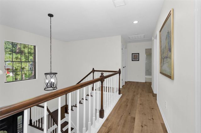 34 E Copper Sage Circle, The Woodlands, TX 77381