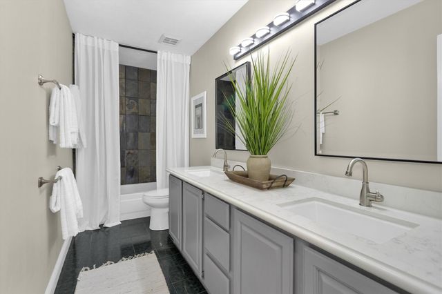 34 E Copper Sage Circle, The Woodlands, TX 77381