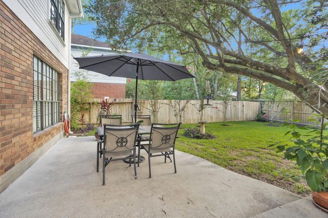 34 E Copper Sage Circle, The Woodlands, TX 77381