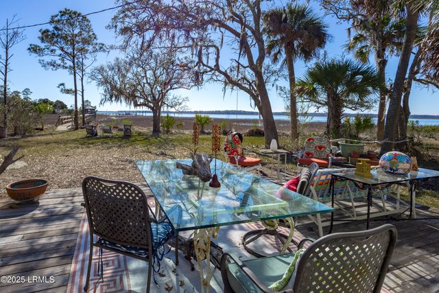 8 Croaker Street, Bluffton, SC 29910