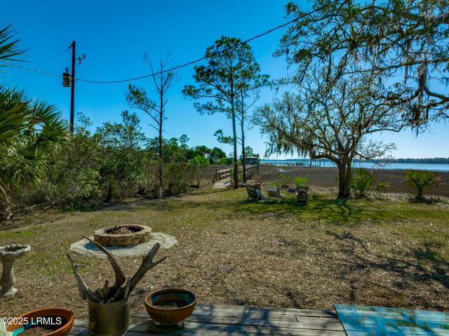 8 Croaker Street, Bluffton, SC 29910