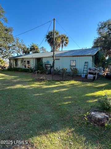 8 Croaker Street, Bluffton, SC 29910