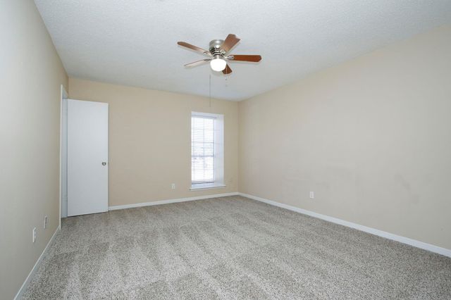 5429 10th Street, Katy, TX 77493