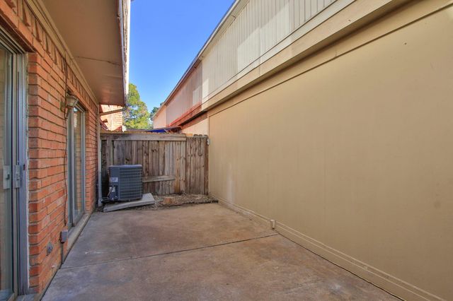 5429 10th Street, Katy, TX 77493