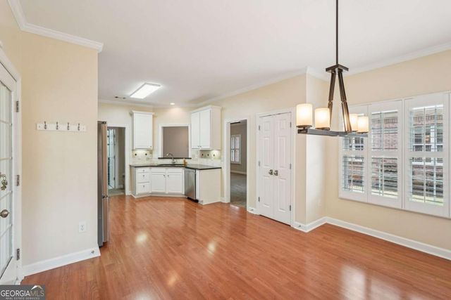 1625 Glenhurst Drive, Snellville, GA 30078