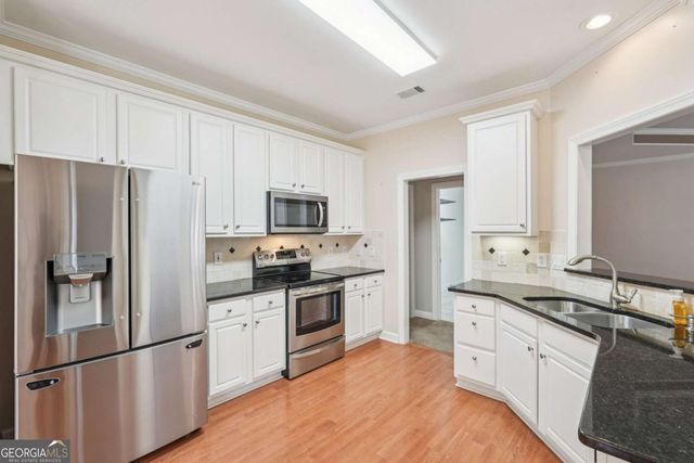 1625 Glenhurst Drive, Snellville, GA 30078