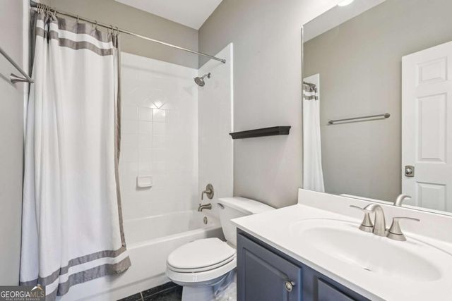 1625 Glenhurst Drive, Snellville, GA 30078