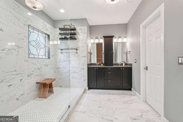 1625 Glenhurst Drive, Snellville, GA 30078