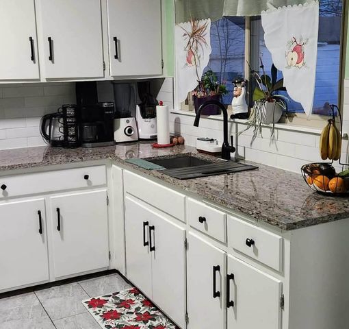 2239 Walnut Street, Waukegan, IL 60087