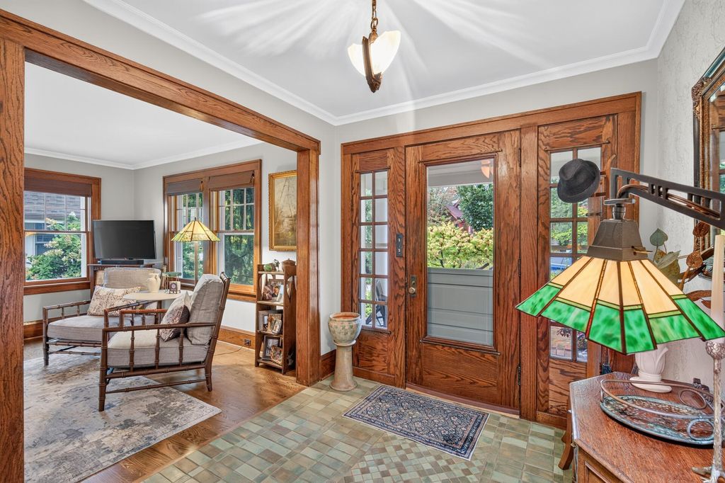 469 Newton Avenue S, Minneapolis, MN 55405 — photo 5