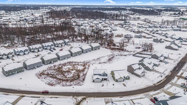 1417 Verdigris Pass, Fort Wayne, IN 46845