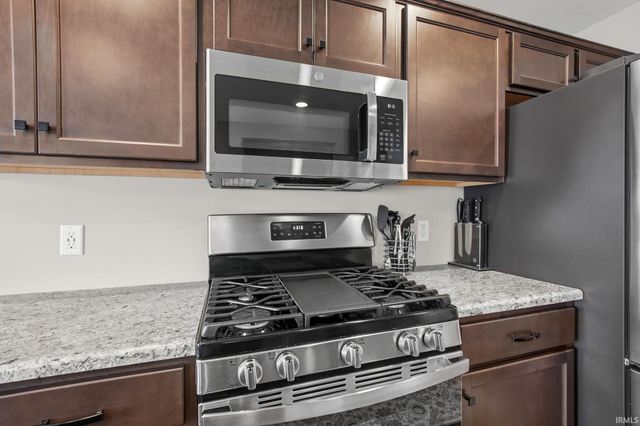 1417 Verdigris Pass, Fort Wayne, IN 46845